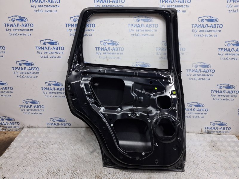 Дверь задняя левая Outlander 2007-2012 XL 2.4 бензин 4b12