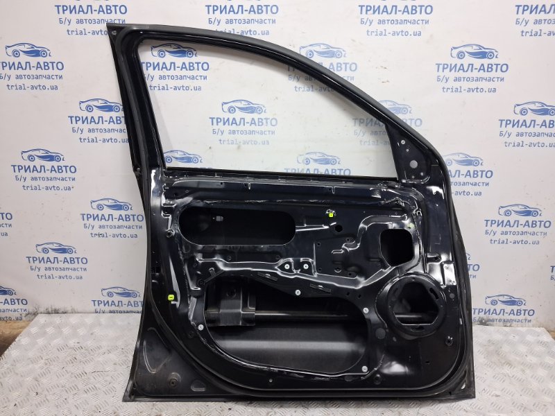 Дверь передняя левая Outlander 2007-2012 XL 2.4 бензин 4b12