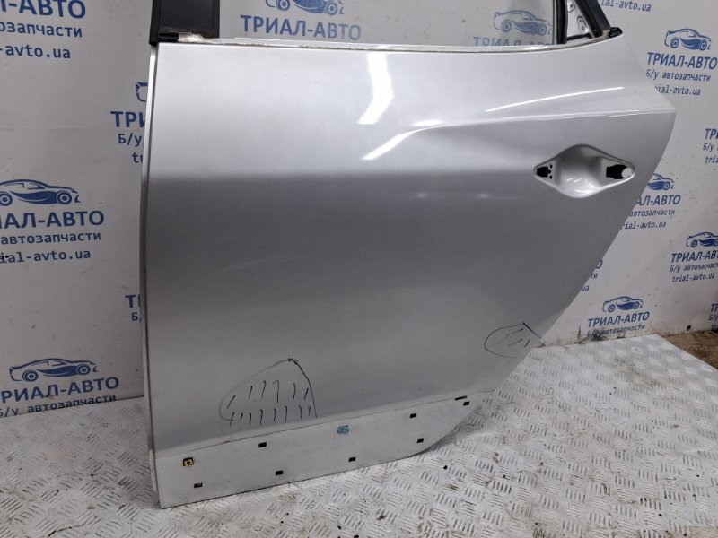 Дверь задняя левая Hyundai IX35 LM 1.7 diesel D4FD