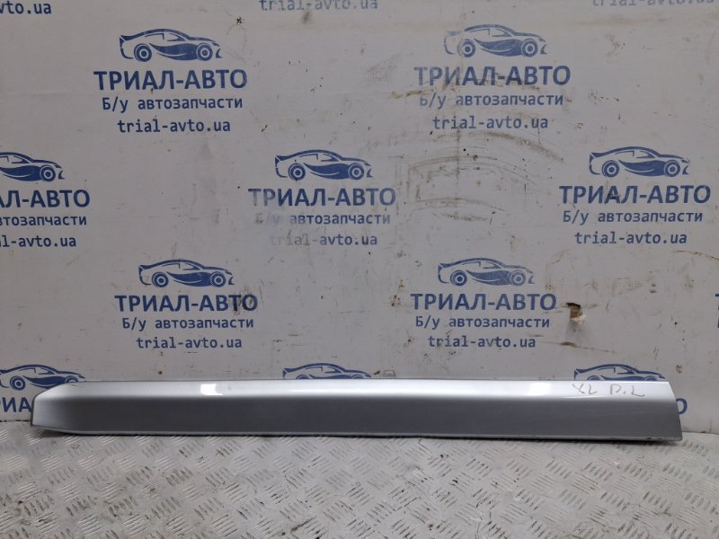 Накладка двери передняя левая Mitsubishi Outlander 2007-2012 XL 2.4 бензин 4b12 5727A029 Б/У