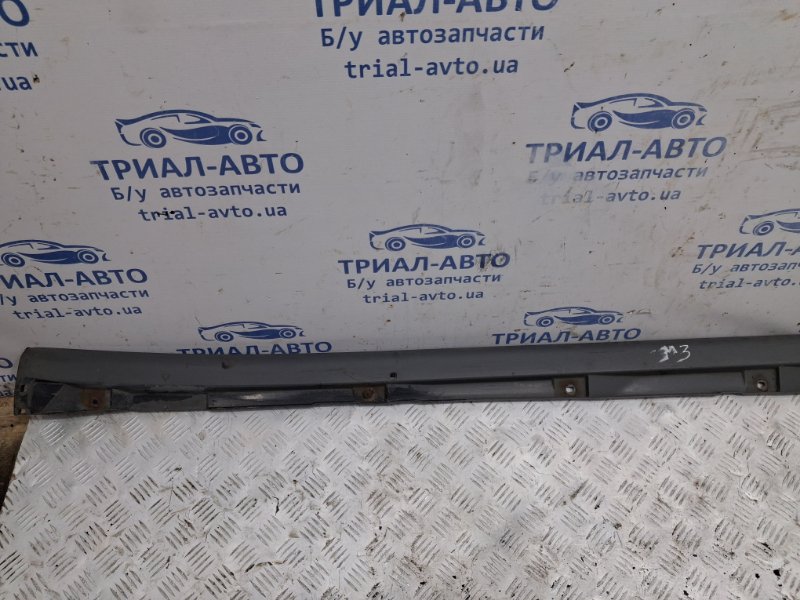 Накладка порога внешняя правая Camry 2001-2006 XV30 3.0 Бензин 1MZFE