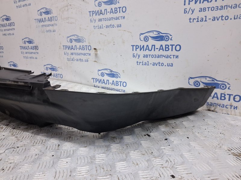 Бампер задний Mitsubishi Outlander XL 2.4 бензин 4b12 Бампер задний Mitsubishi Outlander XL 2.4 бензин 4b12