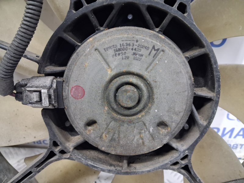 Диффузор с вентилятором радиатора Camry 2001-2006 XV30 3.0 Бензин 1MZFE