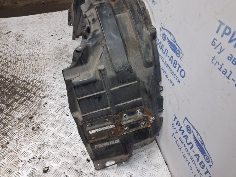 Подкрылок передний левый Outlander 2007-2012 XL 2.4 бензин 4b12