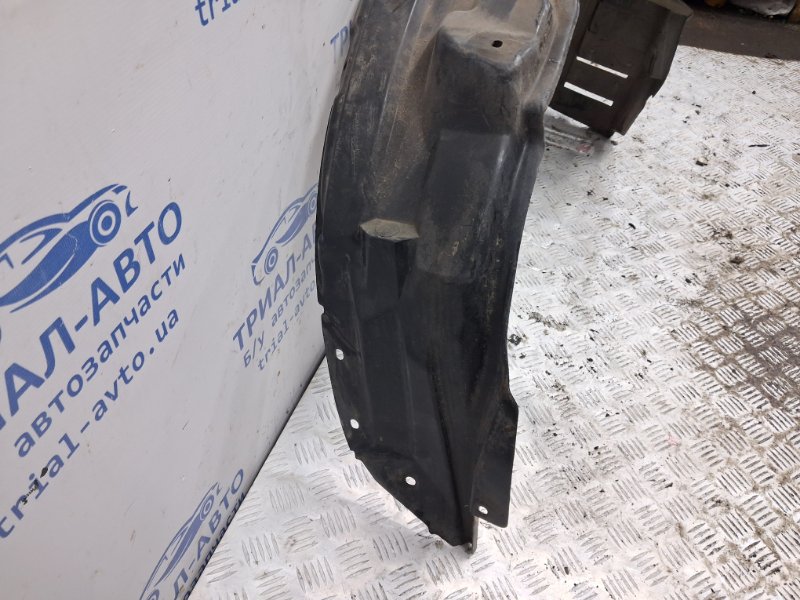Подкрылок передний левый Outlander 2007-2012 XL 2.4 бензин 4b12