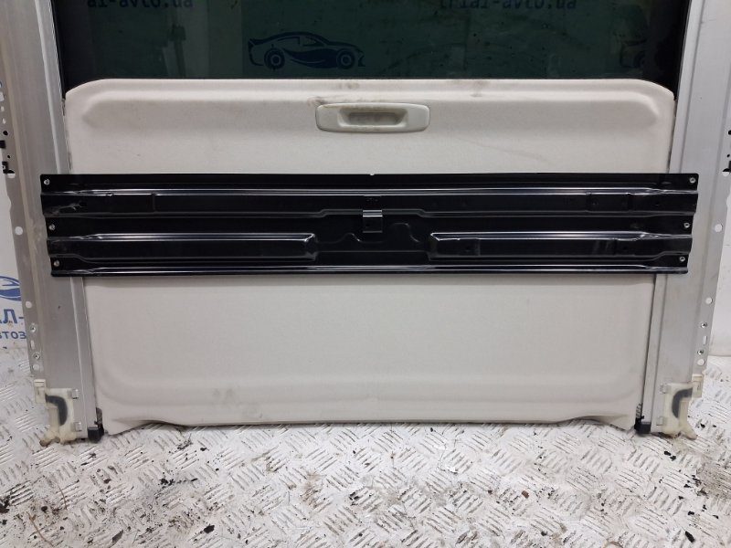 Люк в сборе 6 2007-2013 GH 2.5 бензин L5-VE