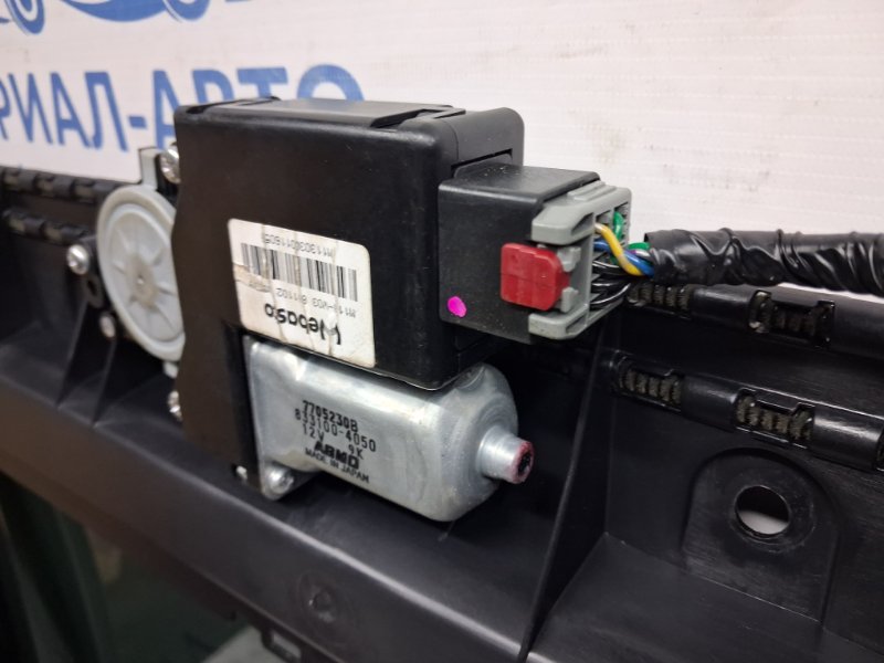 Люк в сборе Outlander 2007-2012 XL 2.4 бензин 4b12