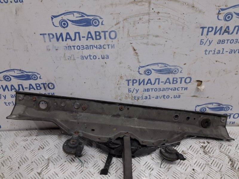 Панель передняя верхняя планка Camry 2001-2006 XV30 3.0 Бензин 1MZFE