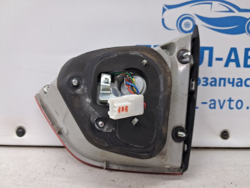 Фонарь задний внутренний левый Hyundai IX35 LM 1.7 diesel D4FD