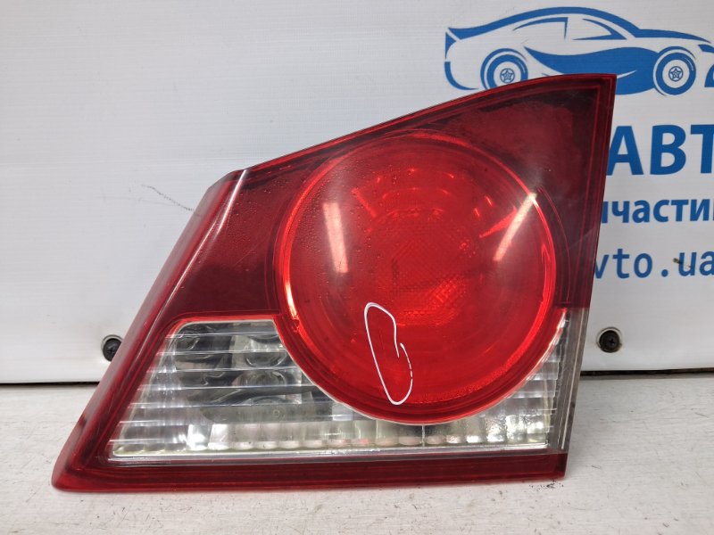 Фонарь задний внутренний правый Honda Civic 2005-2012 FD 1.8 бензин R18A 34151SNBG02 Б/У