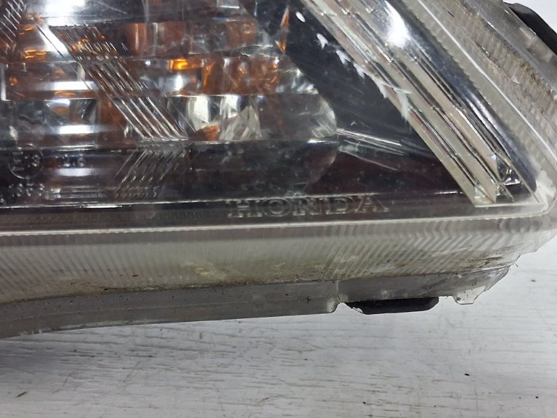 Фара правая галоген Civic 2005-2012 FD 1.8 бензин R18A