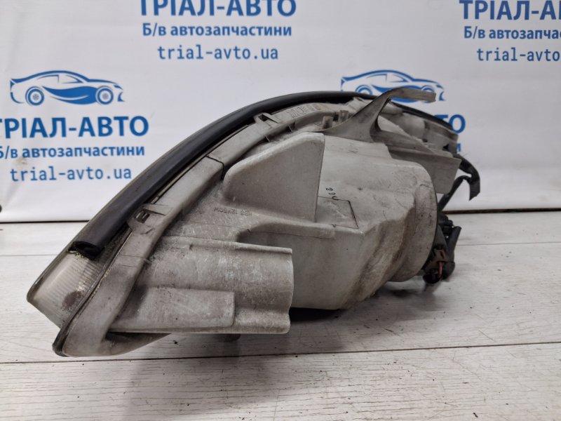 Фара правая галоген Camry 2001-2006 XV30 3.0 Бензин 1MZFE