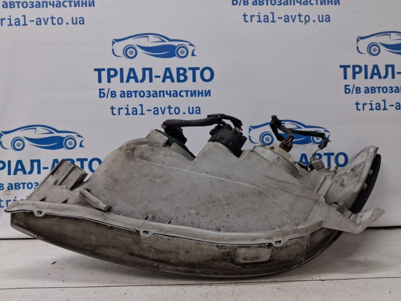 Фара правая галоген Camry 2001-2006 XV30 3.0 Бензин 1MZFE