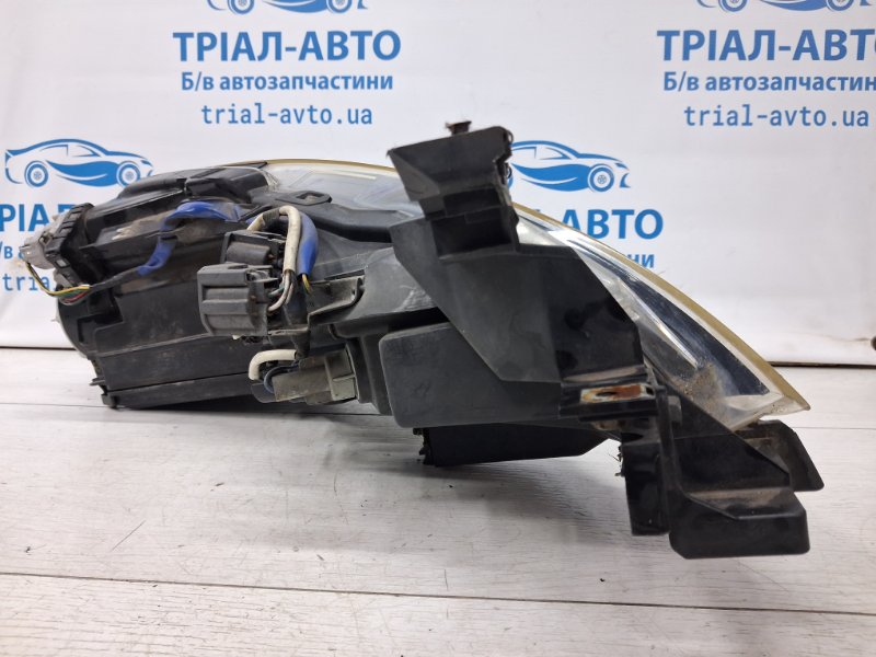 Фара левая Ксенон 6 2007-2013 GH 2.5 бензин L5-VE