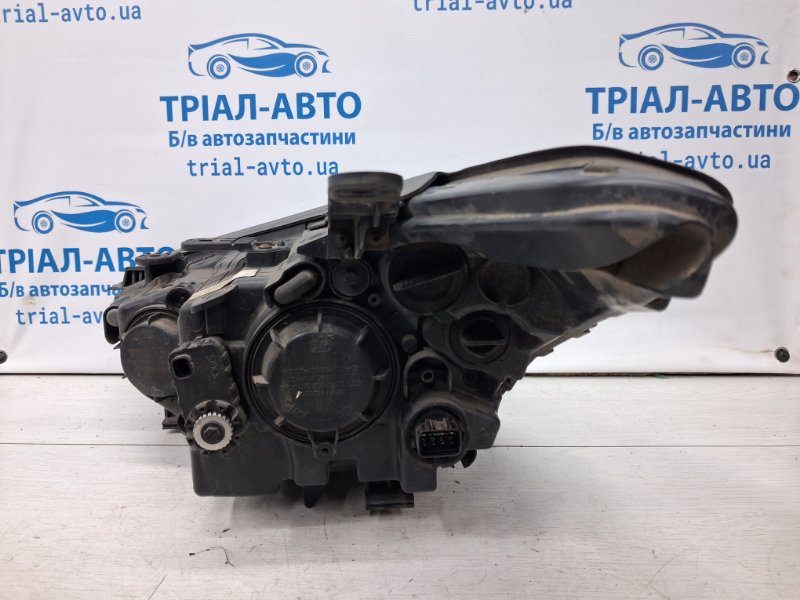 Фара правая Ксенон Santa fe 2012-2019 DM 2.2 diesel D4HB