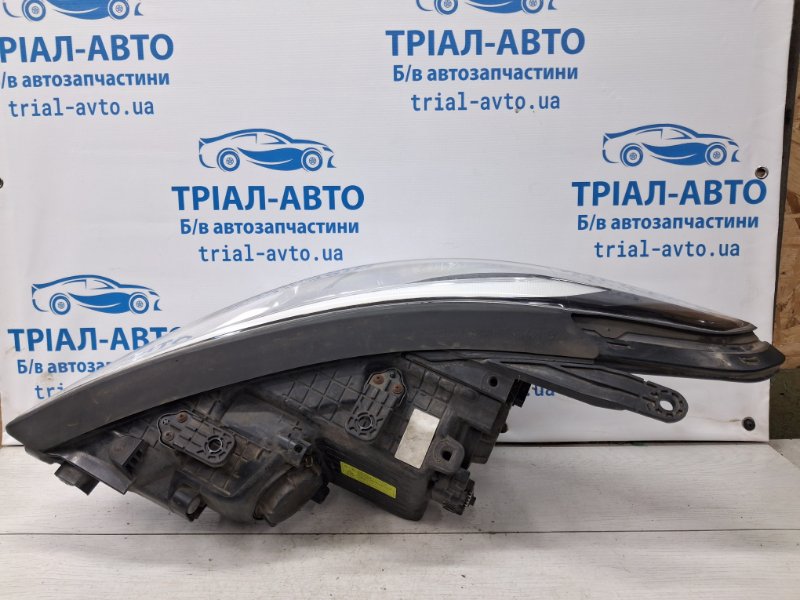 Фара правая Ксенон Santa fe 2012-2019 DM 2.2 diesel D4HB