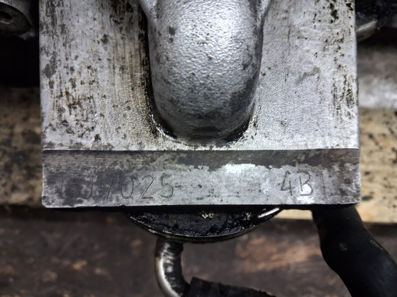 Двигатель Outlander 2007-2012 XL 2.4 бензин 4b12