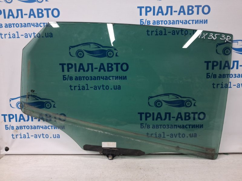 Стекло двери заднее правое Hyundai IX35 2009-2015 LM 1.7 diesel D4FD 834212Y010A Б/У