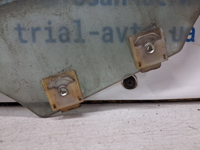 Стекло двери переднее правое 6 2007-2013 GH 2.5 бензин L5-VE