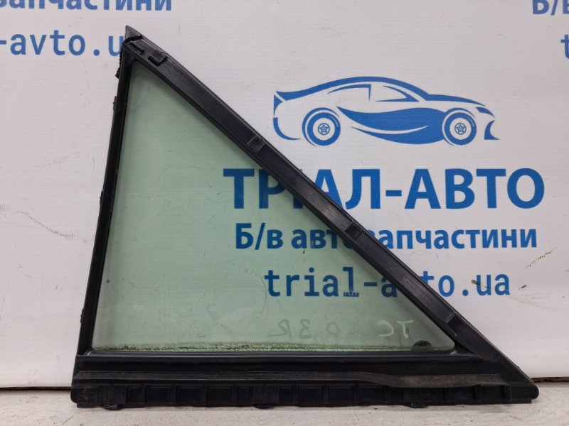 Стекло двери задней правой (форточка) Camry 2001-2006 XV30 3.0 Бензин 1MZFE