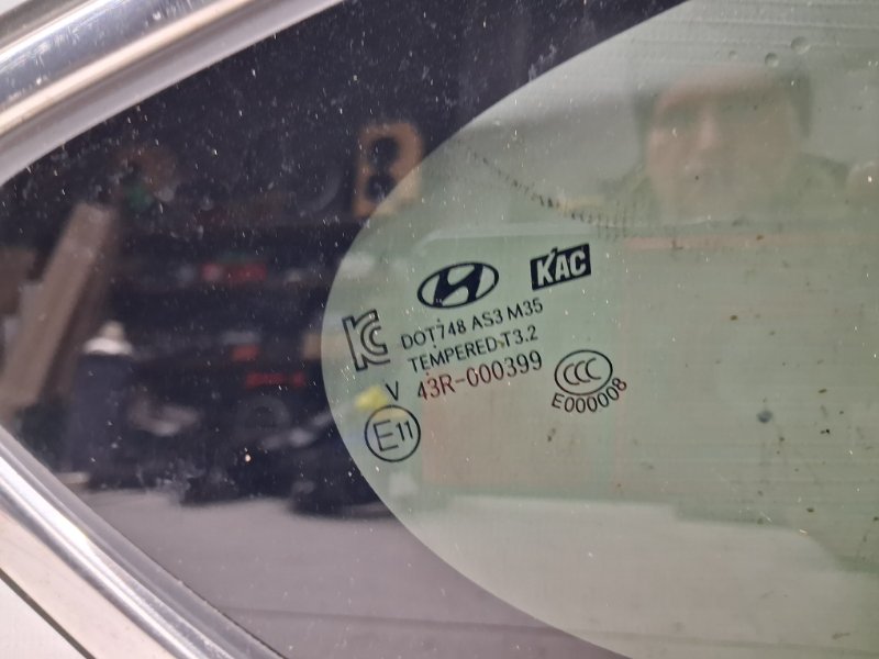 Стекло в кузов заднее правое Santa fe 2012-2019 DM 2.2 diesel D4HB