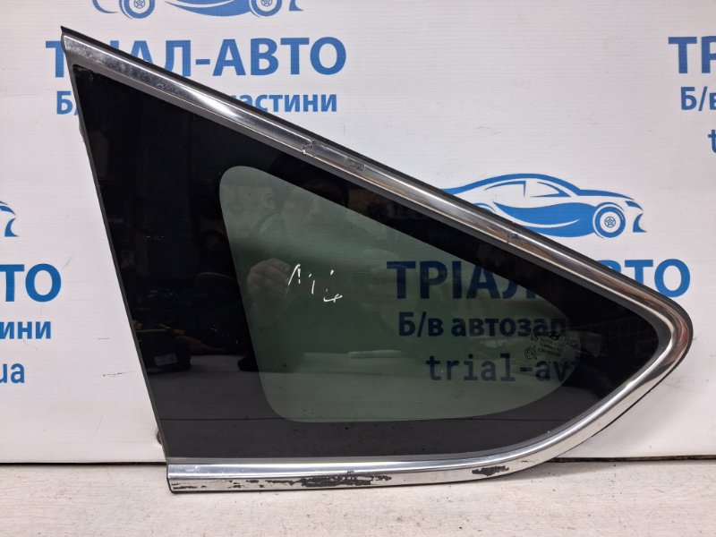 Запчасть стекло в кузов заднее левое Hyundai Santa fe 2012-2019 DM 2.2 diesel D4HB 878102W010 Б/У Стекло в кузов заднее левое Hyundai Santa fe 2012-2019 DM 2.2 diesel D4HB 878102W010 Б/У