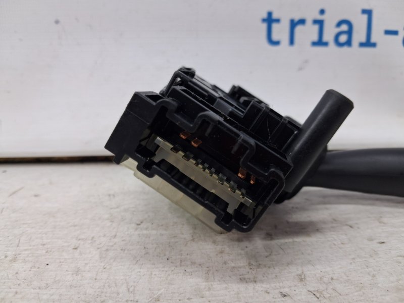 Переключатель подрулевой правый(дворники) Camry 2001-2006 XV30 3.0 Бензин 1MZFE