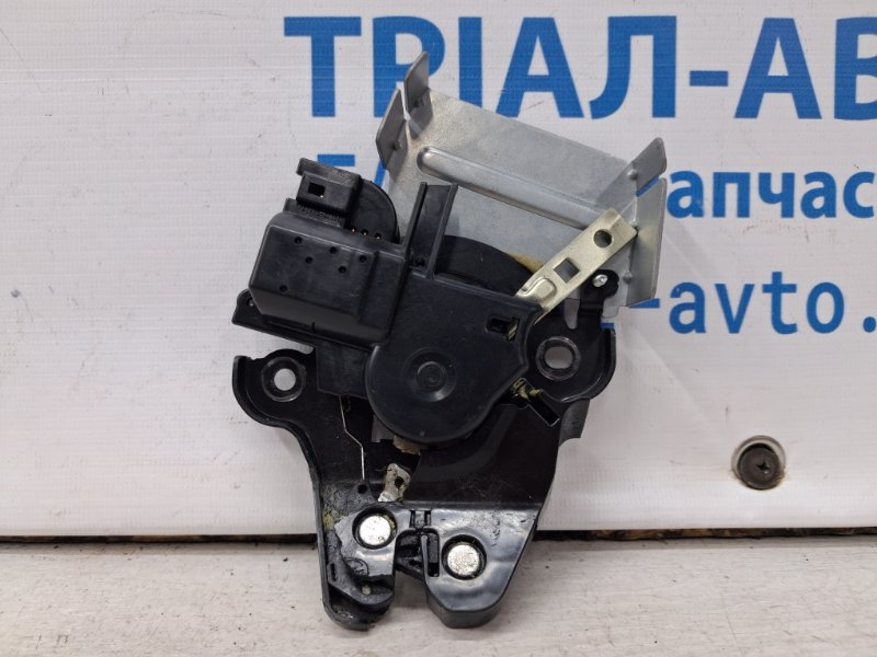 Замок крышки багажника Mazda 6 2007-2013 GH 2.5 бензин L5-VE GS1D56820 Б/У