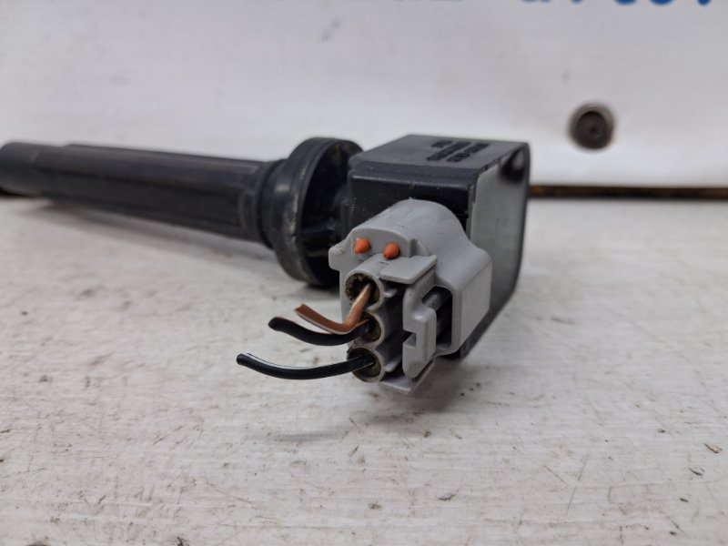 Катушка зажигания Grand Vitara 2005-2016 JT 2.7 бензин H27A Катушка зажигания Grand Vitara 2005-2016 JT 2.7 бензин H27A