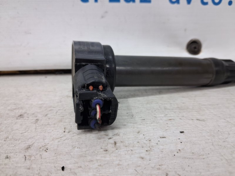 Катушка зажигания Outlander 2007-2012 XL 2.4 бензин 4b12 Катушка зажигания Outlander 2007-2012 XL 2.4 бензин 4b12