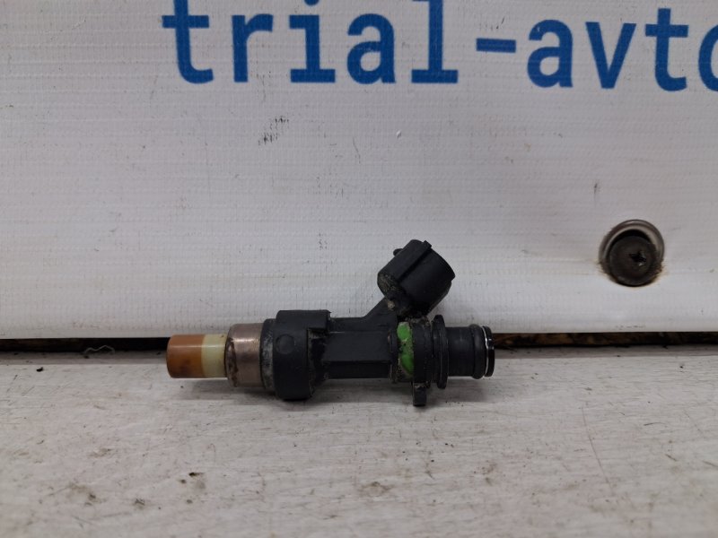 Форсунка топливная Suzuki Grand Vitara 2005-2016 JT 2.7 бензин H27A 1571066J00 Б/У