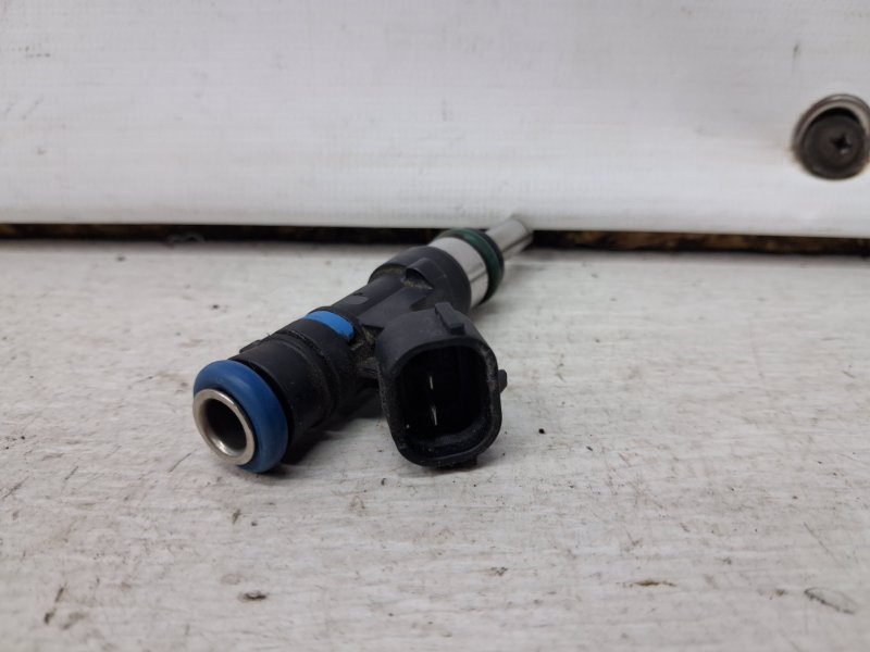 Форсунка топливная Outlander 2007-2012 XL 2.4 бензин 4b12