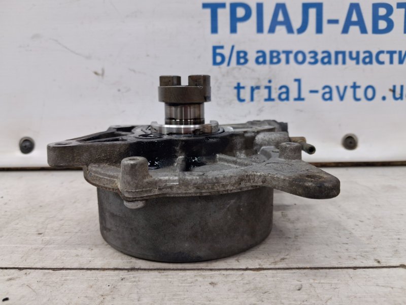 Насос вакуумный Santa fe 2012-2019 DM 2.2 diesel D4HB