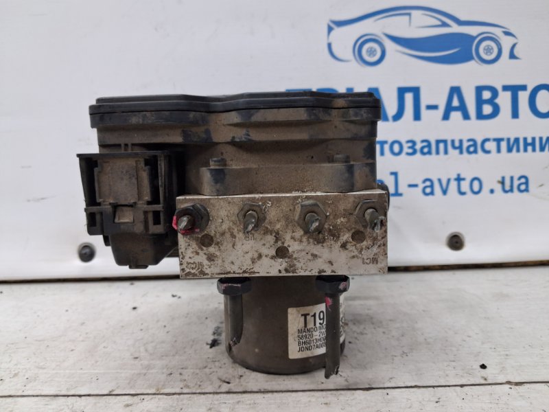 Блок abs Hyundai Santa fe 2012-2019 DM 2.2 diesel D4HB 589202W980 Б/У