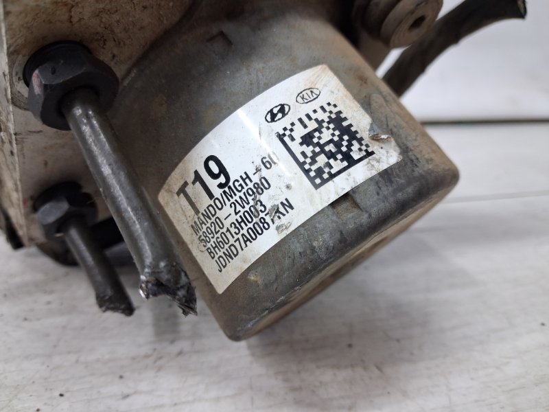 Блок abs Santa fe 2012-2019 DM 2.2 diesel D4HB