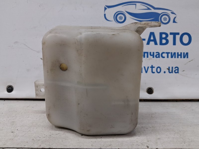 Бачок радиатора (расширительный) IX35 2009-2015 LM 1.7 diesel D4FD Бачок радиатора (расширительный) IX35 2009-2015 LM 1.7 diesel D4FD