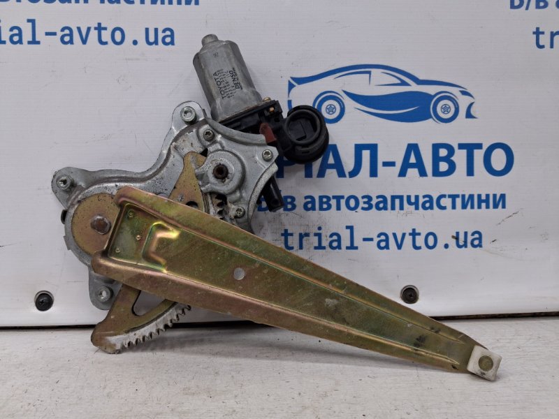 Стеклоподъемник задний левый Camry 2001-2006 XV30 3.0 Бензин 1MZFE