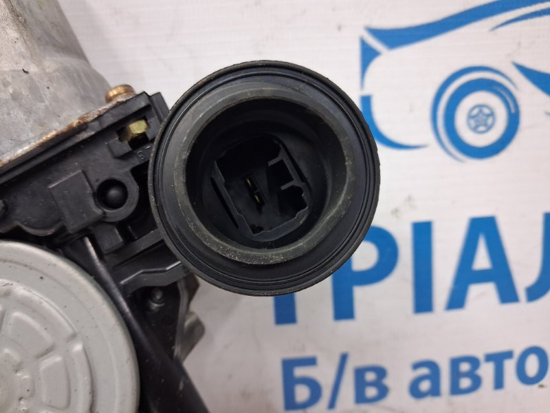 Стеклоподъемник задний правый Camry 2001-2006 XV30 3.0 Бензин 1MZFE