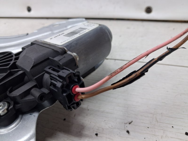 Стеклоподъемник передний левый Hyundai IX35 LM 1.7 diesel D4FD