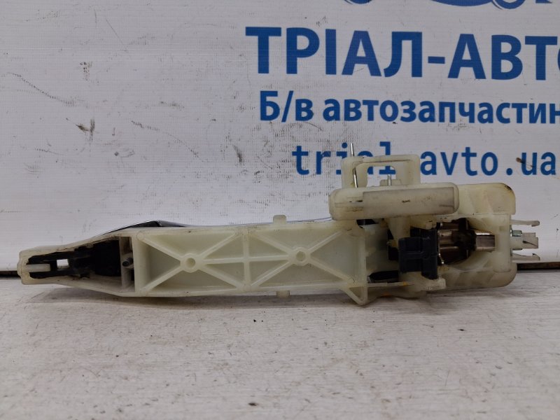 Ручка двери внешняя задняя левая Hyundai IX35 LM 1.7 diesel D4FD