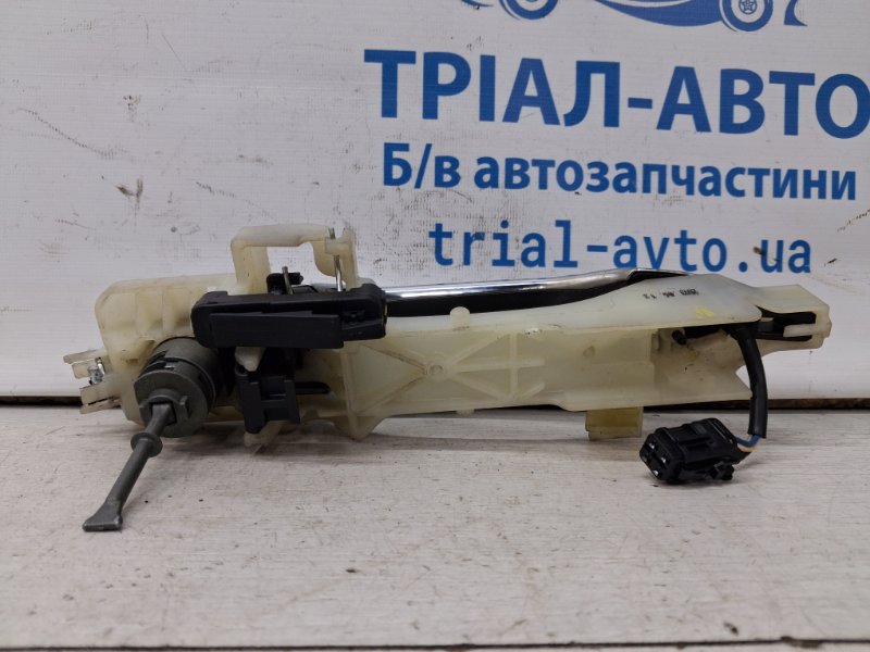 Ручка двери внешняя передняя правая Hyundai IX35 LM 1.7 diesel D4FD