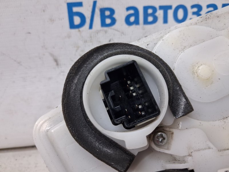 Замок двери задний правый Mazda 6 GH 2.5 бензин L5-VE