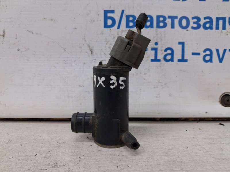 Насос омывателя стекла Hyundai IX35 2009-2015 LM 1.7 diesel D4FD 985102S100 Б/У