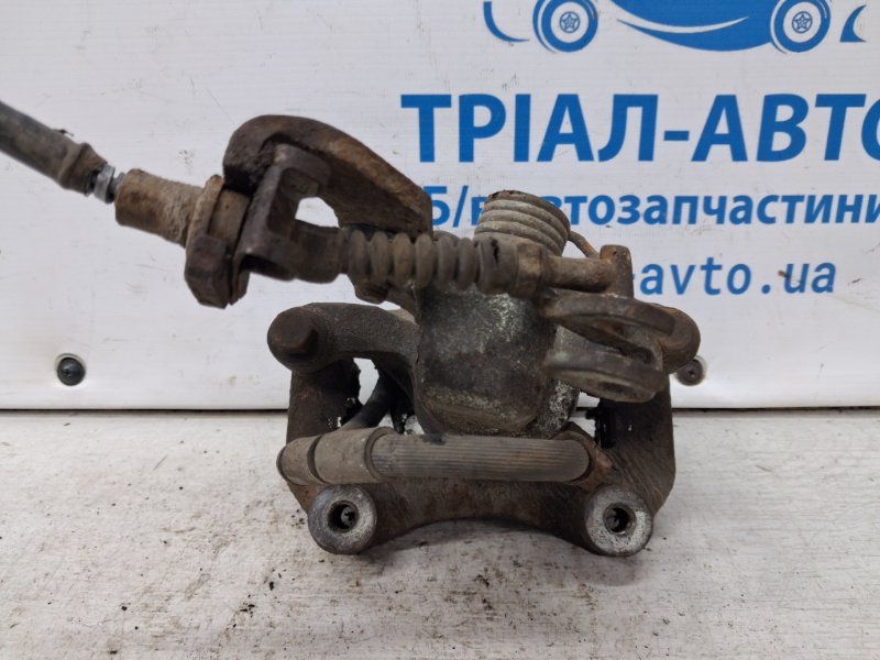 Суппорт задний правый Mazda 6 GH 2.5 бензин L5-VE