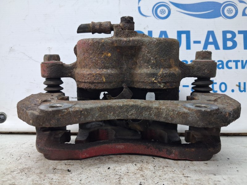 Суппорт передний левый Outlander 2007-2012 XL 2.4 бензин 4b12