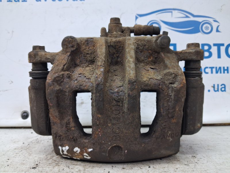 Суппорт передний правый Hyundai IX35 2009-2015 LM 1.7 diesel D4FD 581902YA50 Б/У