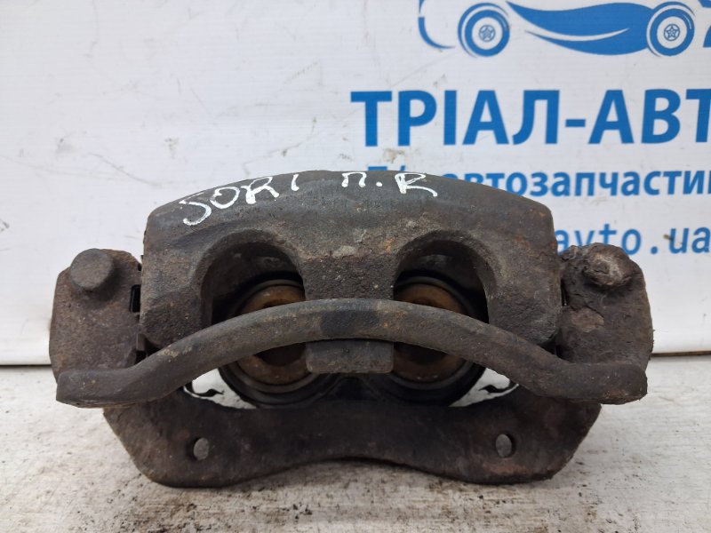 Суппорт передний правый Sorento 2002-2011 BL 2.5 diesel D4CB