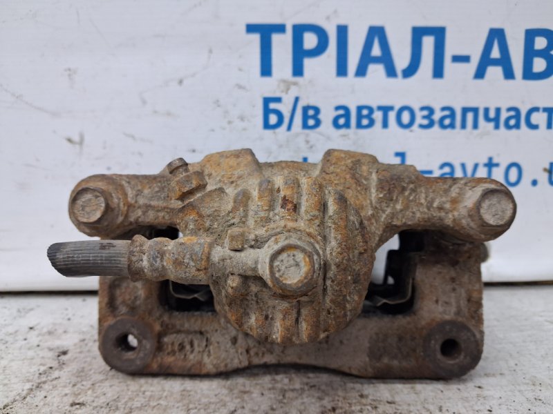 Суппорт задний левый Kia Sorento BL 2.5 diesel D4CB