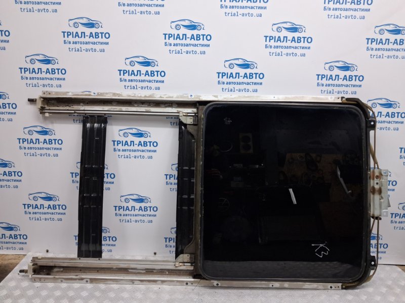 Люк в сборе Mitsubishi Pajero Wagon 1999-2006 3 3.2 Дизель 4M41 MR523579 Б/У