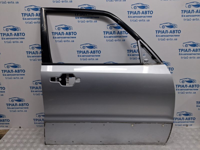 Дверь передняя правая Mitsubishi Pajero Wagon 1999-2006 3 3.2 Дизель 4M41 MN161226 Б/У